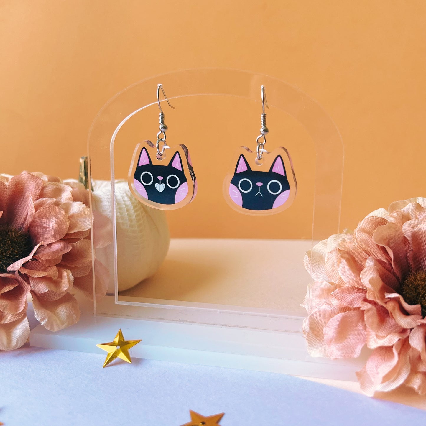 Lucky Cat | Acrylic Earrings